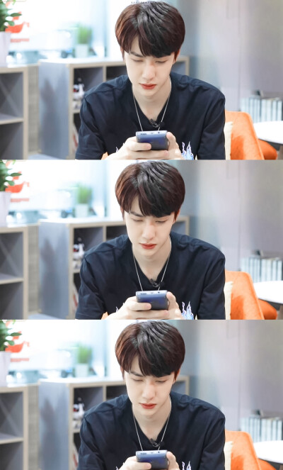 2019精品中文字字幕在线不卡海报