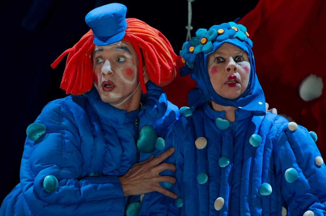 xpicvid同人动漫 就像你把野花移植到恒温花房