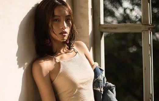 艾莉同人动漫海报